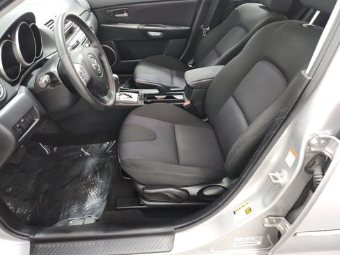 Used 2007 MAZDA MAZDA3 s Touring FWD image 9