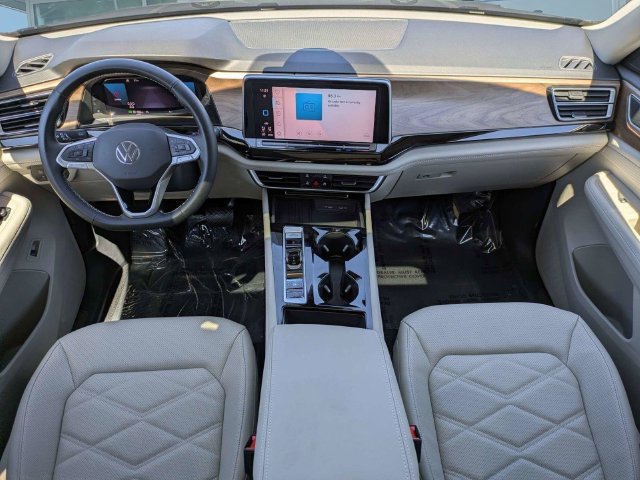 New 2026 Volkswagen Atlas SE FWD image 16