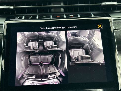 Used 2024 Jeep Grand Cherokee L Limited image 26