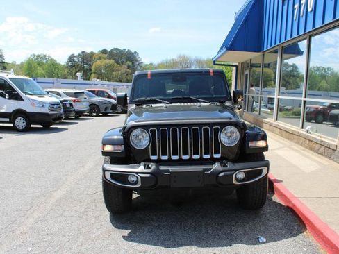 Used 2021 Jeep Wrangler Unlimited Sahara AWD/4WD image 2