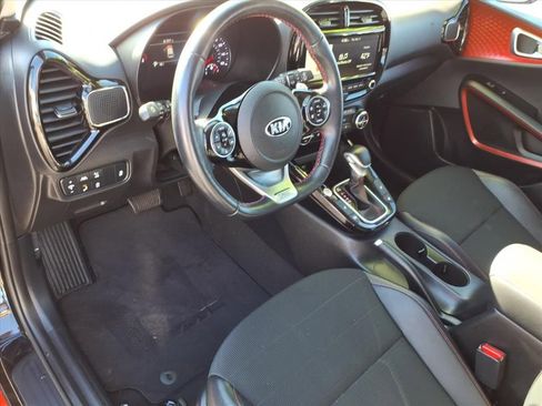 Used 2021 Kia Soul Turbo image 11
