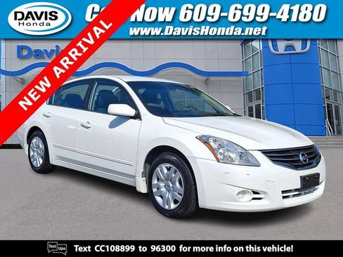 Used 2012 Nissan Altima 2.5 S w/ Value Pkg FWD image 1