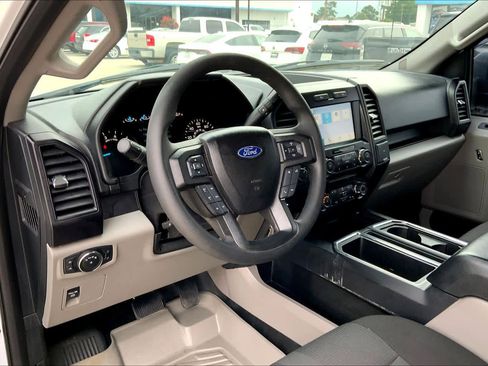Used 2017 Ford F150 XL w/ Equipment Group 101A Mid RWD image 17