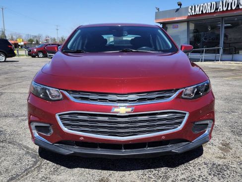 Used 2018 Chevrolet Malibu LT w/ Driver Confidence Package FWD image 5