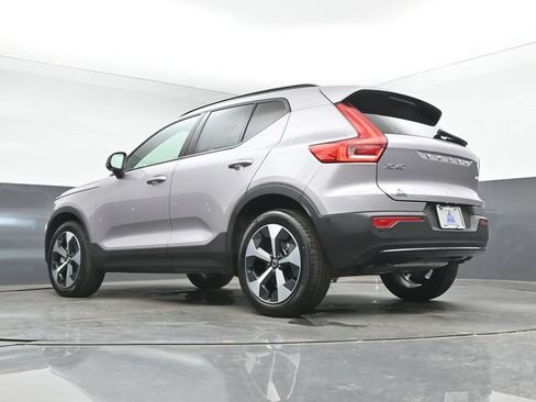 New 2026 Volvo XC40 B5 Plus w/ Climate Package AWD/4WD image 43