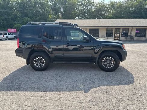 Used 2014 Nissan Xterra PRO-4X AWD/4WD image 10