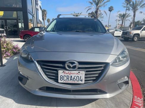 Used 2015 MAZDA MAZDA3 i Sport FWD image 2