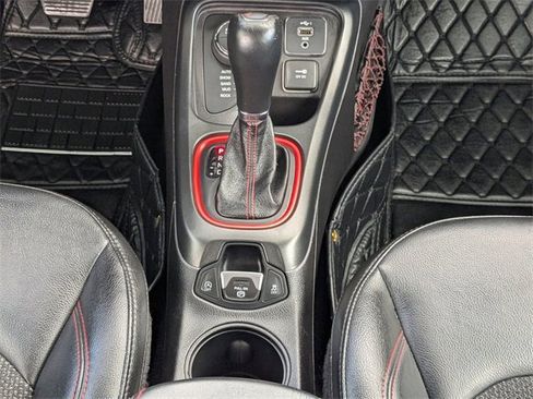 Used 2020 Jeep Compass Trailhawk image 24