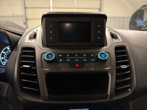 Used 2022 Ford Transit Connect XL FWD image 11