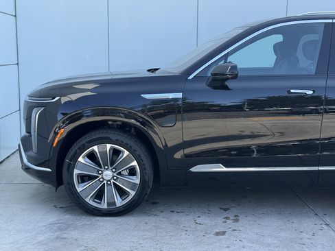 New 2026 Cadillac Vistiq Luxury image 4