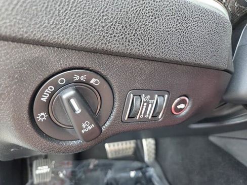 Used 2019 Dodge Charger Scat Pack RWD image 14