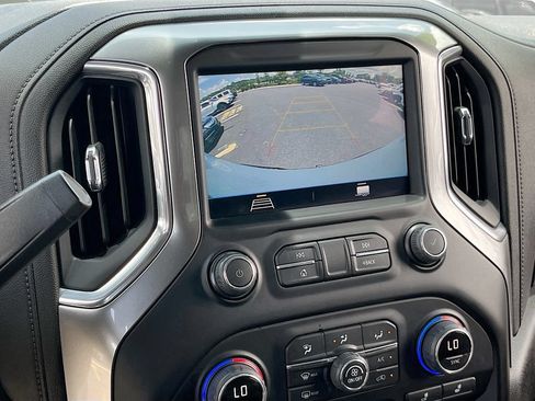 Used 2022 Chevrolet Silverado 1500 LT Trail Boss AWD/4WD image 13