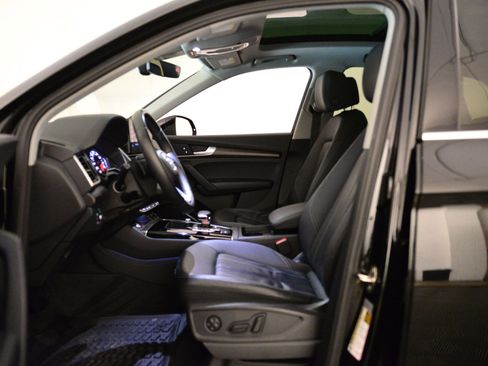Used 2023 Audi Q5 2.0T Premium w/ Convenience Package image 25