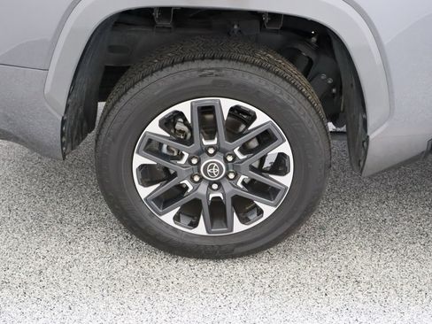 Used 2023 Toyota Tundra Limited RWD image 6