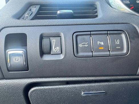 Used 2016 Chevrolet Impala LT w/ Leather Package FWD image 30