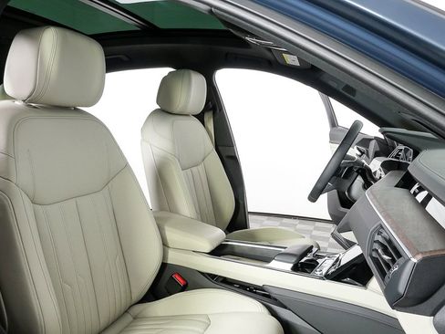 Certified 2024 Audi Q8 e-tron Prestige image 24