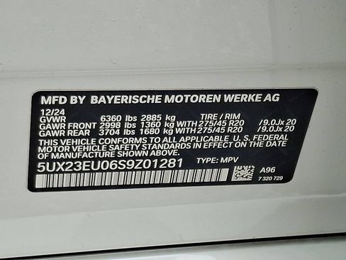 Used 2025 BMW X5 xDrive40i w/ M Sport Package AWD/4WD image 26