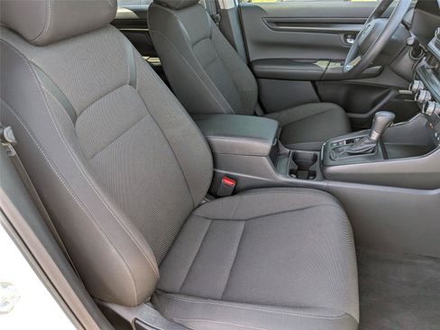 Certified 2025 Honda CR-V EX image 33