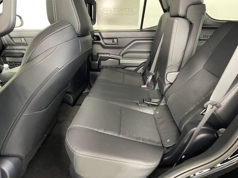 New 2026 Toyota 4Runner TRD Off-Road Premium AWD/4WD image 10