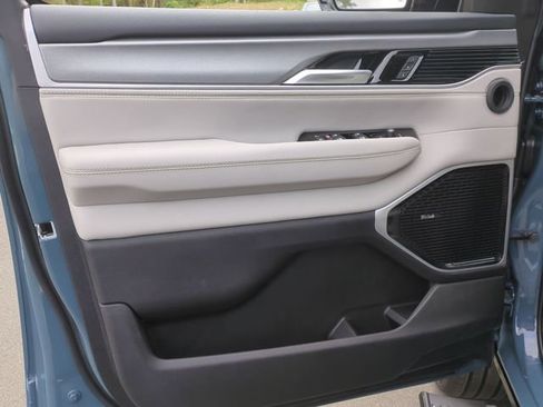 New 2026 Jeep Grand Wagoneer Limited AWD/4WD image 30