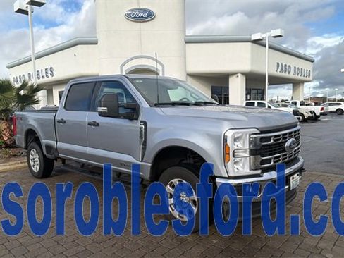 Used 2024 Ford F250 XLT image 1