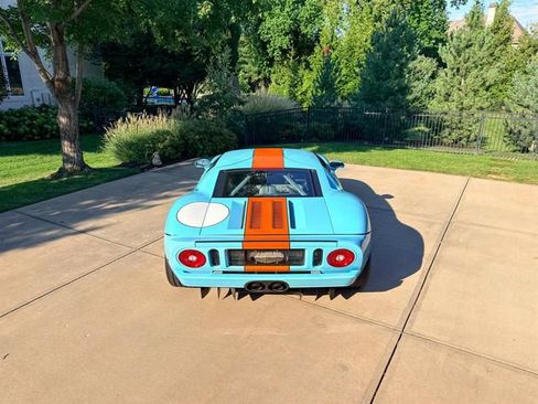 Used 2006 Ford GT RWD image 31