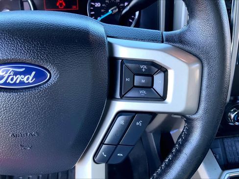 Certified 2020 Ford F350 Lariat w/ Lariat Ultimate Package image 20