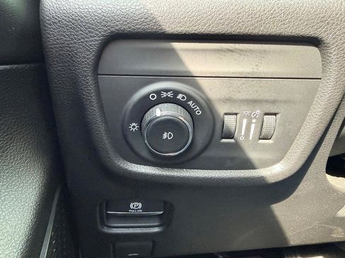 Used 2021 Jeep Grand Cherokee L Limited RWD image 20