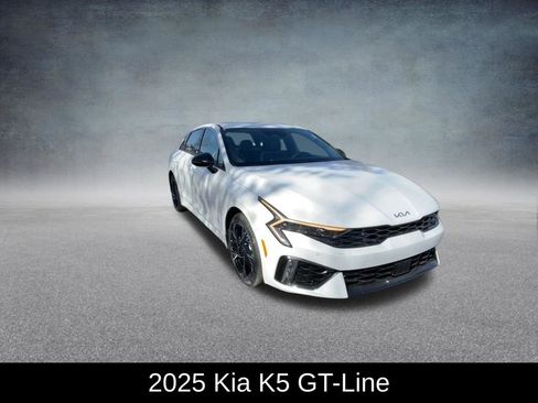 Used 2025 Kia K5 GT-Line image 3