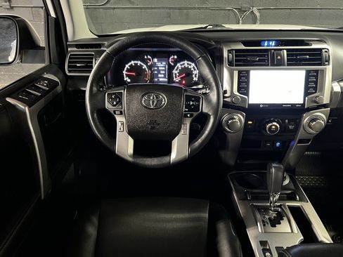 Used 2023 Toyota 4Runner SR5 Premium image 26