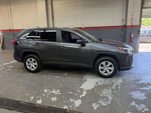 Used 2025 Toyota RAV4 LE AWD/4WD image 11