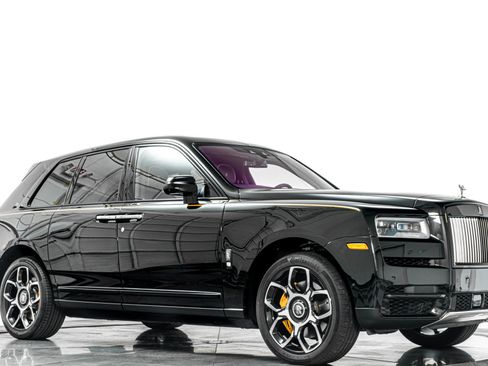 Used 2023 Rolls-Royce Cullinan Black Badge w/ Driver's Package AWD/4WD image 54