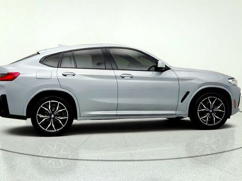 Used 2025 BMW X4 xDrive30i w/ Premium Package AWD/4WD image 4