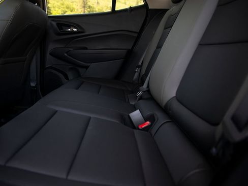 New 2026 Chevrolet Trax ACTIV w/ Driver Confidence Package FWD image 12