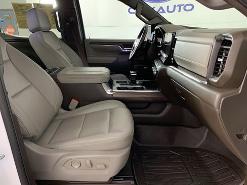 Used 2025 GMC Sierra 1500 SLT w/ SLT Convenience Package image 42