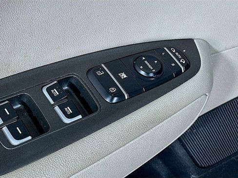 Used 2016 Kia Optima LX image 18