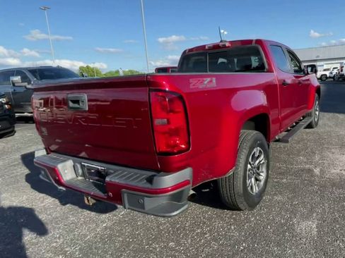 Used 2022 Chevrolet Colorado Z71 AWD/4WD image 9