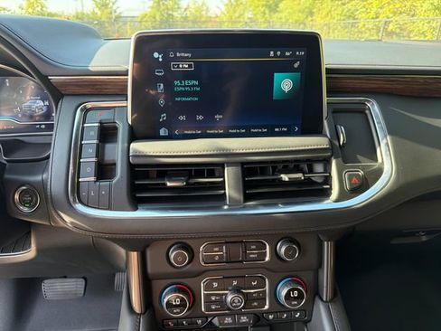 Used 2024 Chevrolet Tahoe High Country AWD/4WD image 21