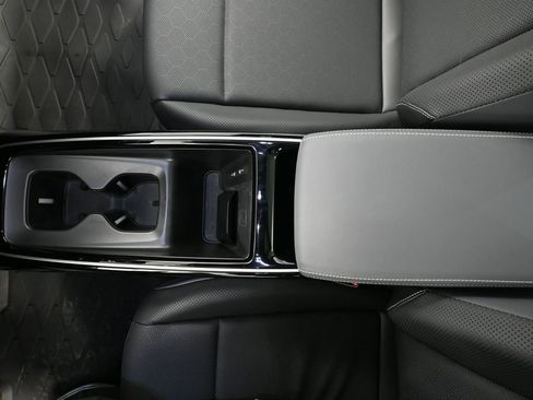 Used 2024 Volkswagen ID.4 Pro S image 35