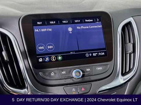 Used 2024 Chevrolet Equinox LT FWD image 18