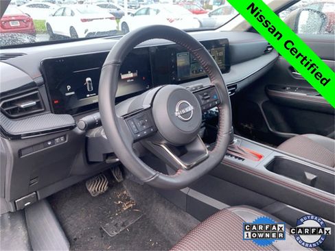 Certified 2025 Nissan Kicks SR w/ Illumination Package image 18