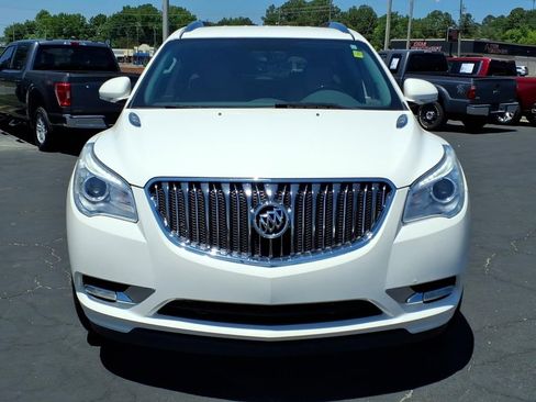 Used 2014 Buick Enclave Leather w/ Trailering Provision Package FWD image 2