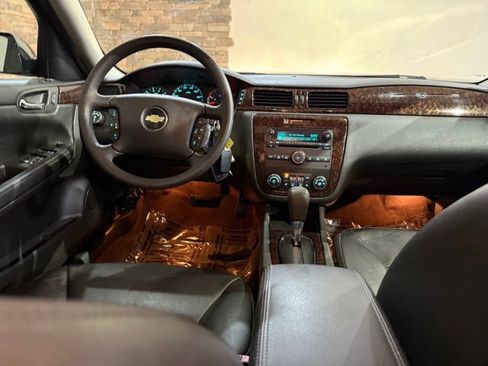 Used 2015 Chevrolet Impala LTZ FWD image 26