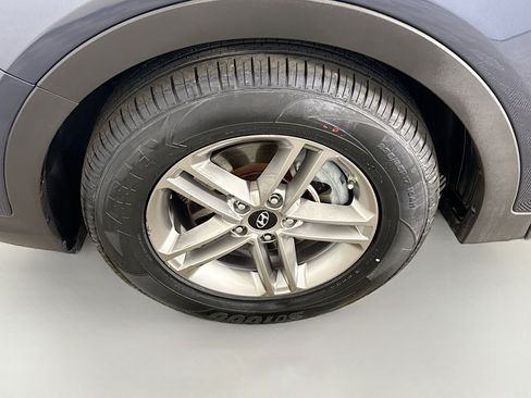 Used 2018 Hyundai Santa Fe Sport image 37