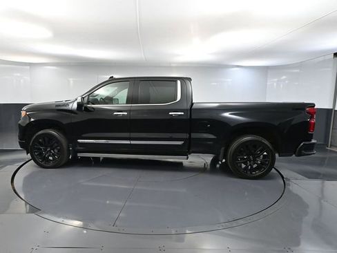Used 2024 Chevrolet Silverado 1500 High Country w/ High Country Premium Package image 11