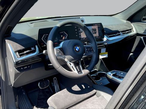 New 2026 BMW X1 xDrive28i w/ Technology Package AWD/4WD image 9