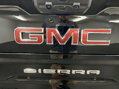 Certified 2025 GMC Sierra 1500 SLT AWD/4WD image 31