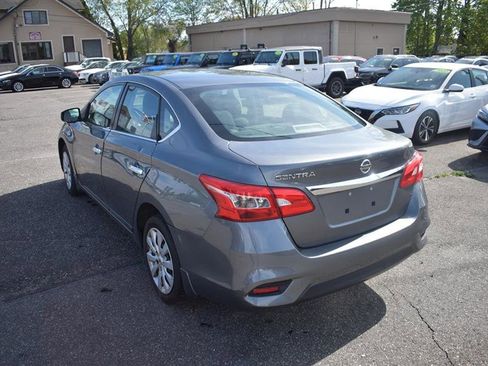 Used 2019 Nissan Sentra S w/ Exterior Package image 6