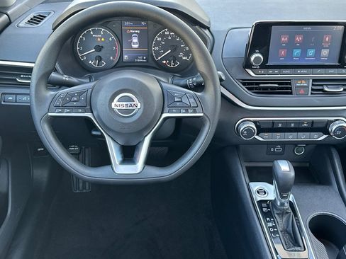 Used 2021 Nissan Altima 2.5 S image 14