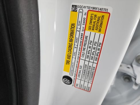 Used 2024 Chevrolet Silverado 3500 LT w/ Convenience Package image 54